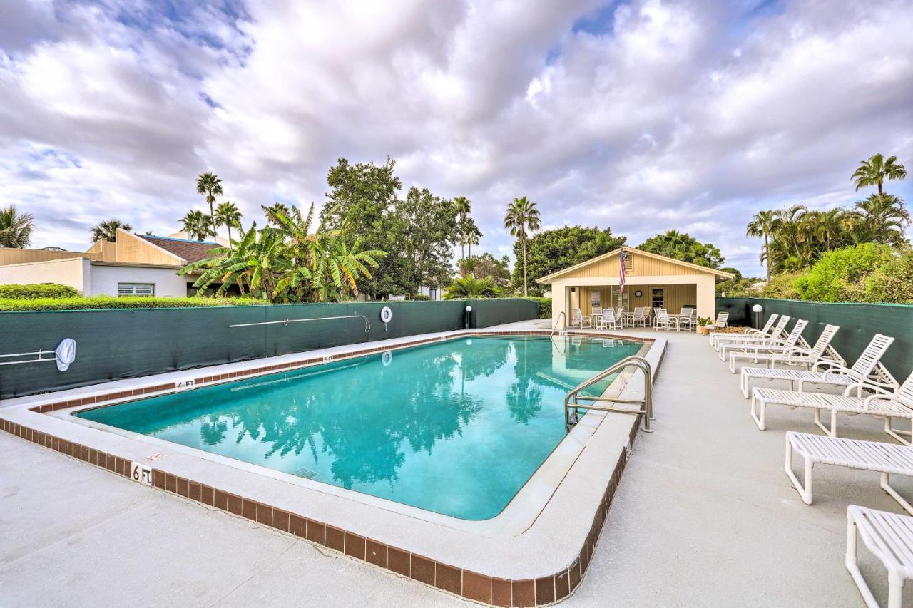 Satellite Beach Townhome With Patios 2 Mi To Beach Extérieur photo